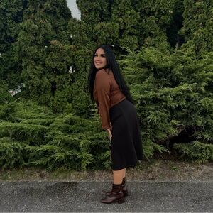 Meet your Posher, Cynthia